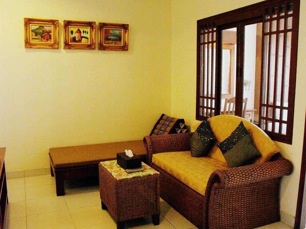 The Album Loft Apartment Patong Exterior photo