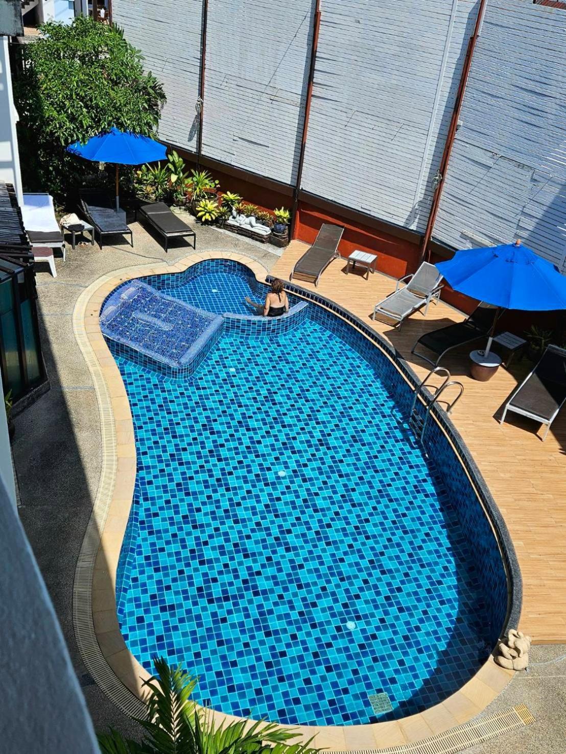 The Album Loft Apartment Patong Exterior photo