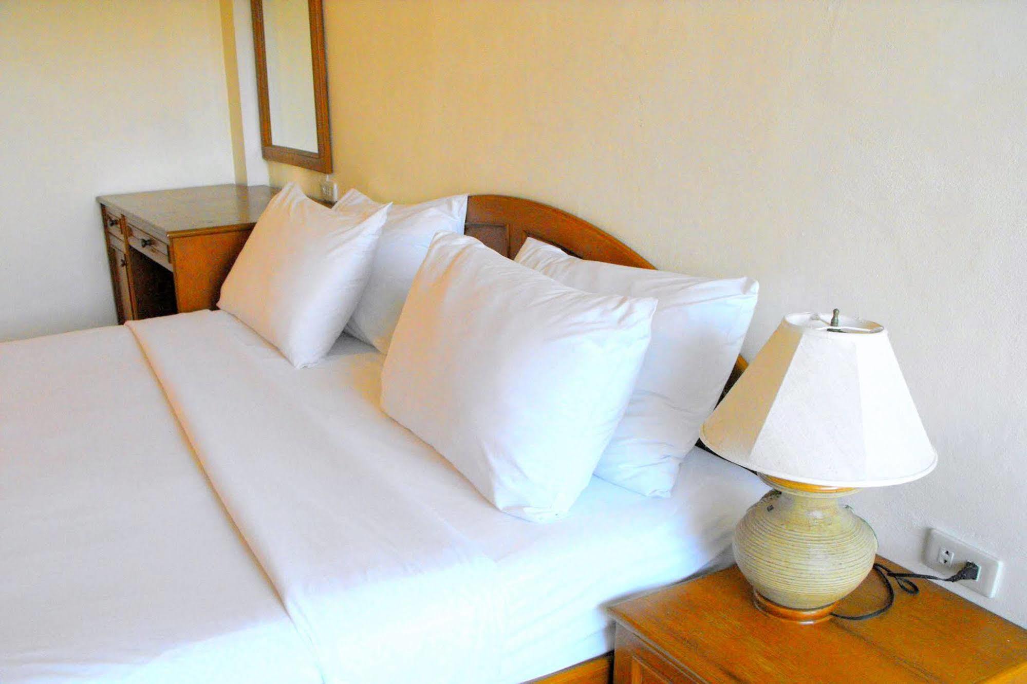 The Album Loft Apartment Patong Exterior photo