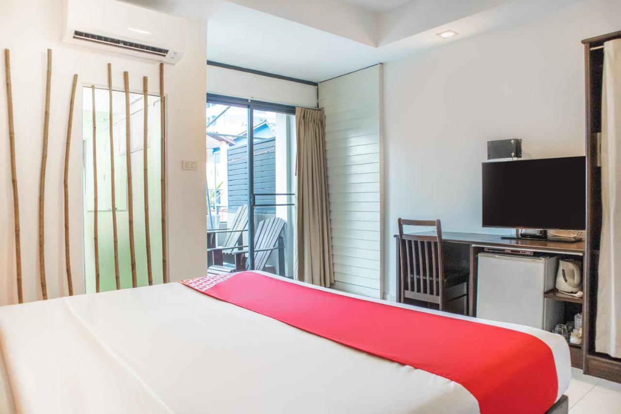 The Album Loft Apartment Patong Exterior photo