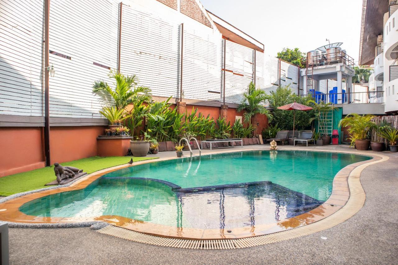 The Album Loft Apartment Patong Exterior photo